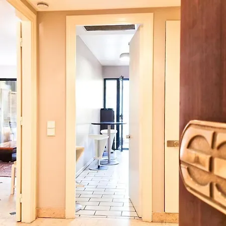 Apartament Au Coeur Du Chic Carre D'or